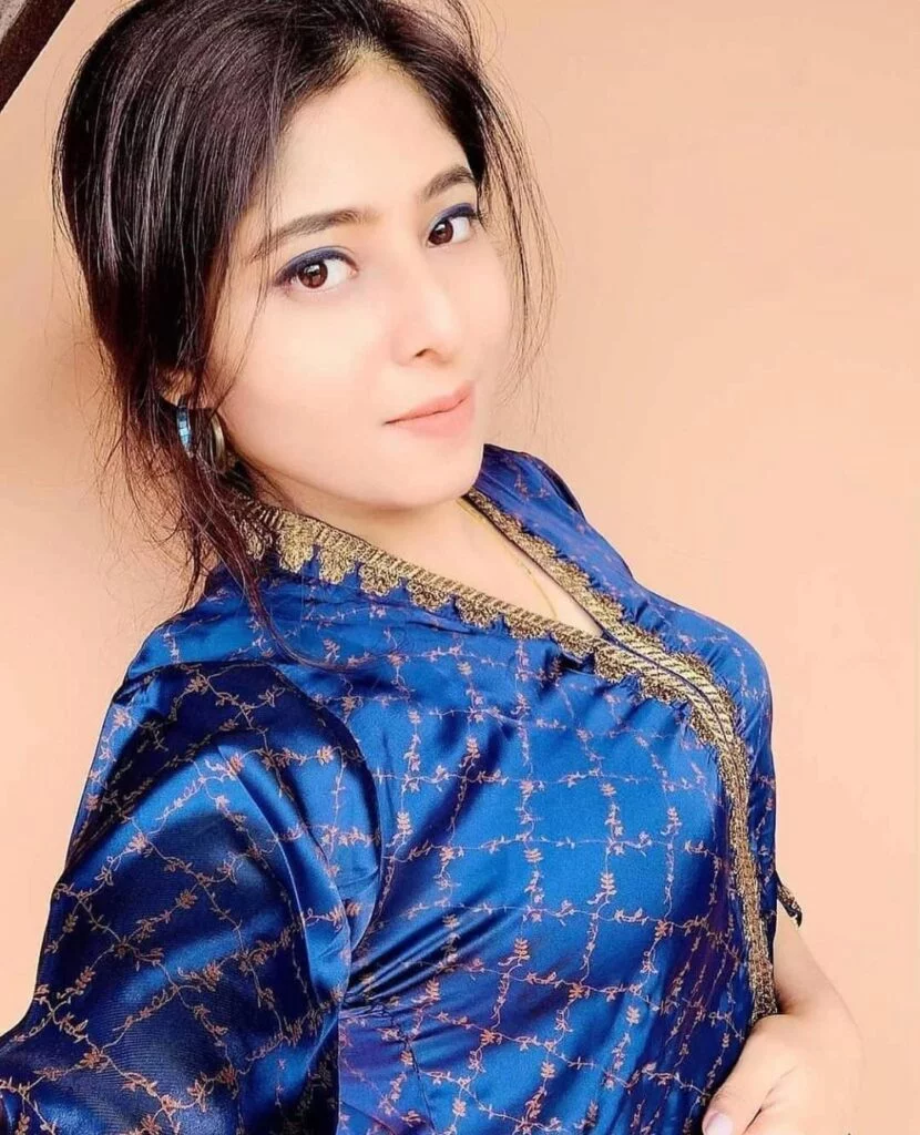 Call Girls in Faisalabad